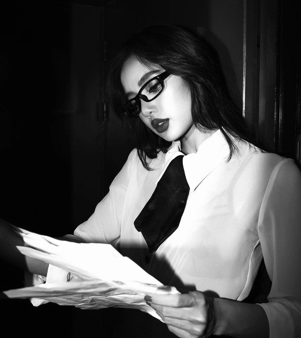 Chuyen gia ly giai viec Lisa de tu choi hop dong 40 trieu USD