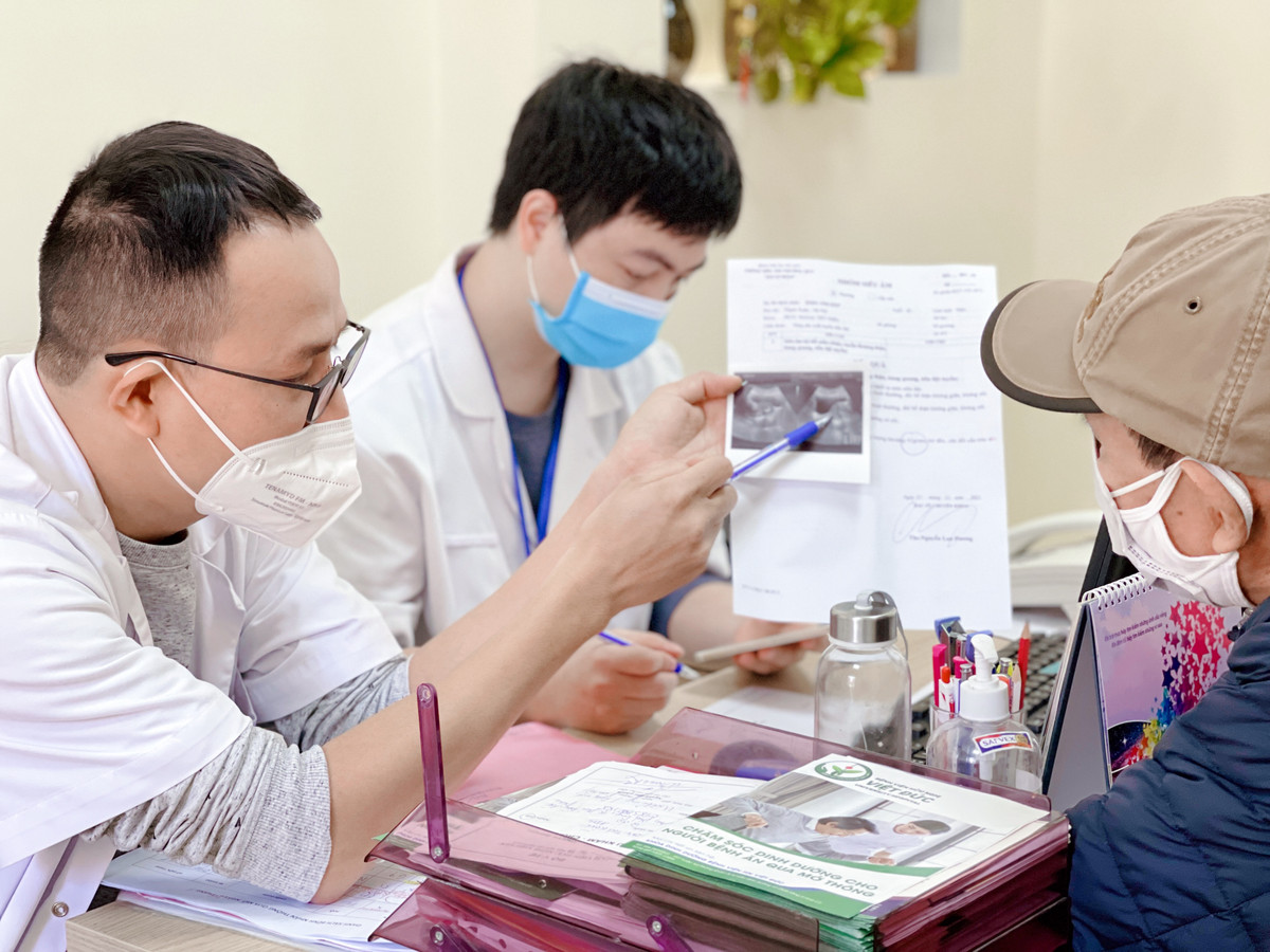 Bon loai ung thu o nam gioi co kha nang duoc chua khoi