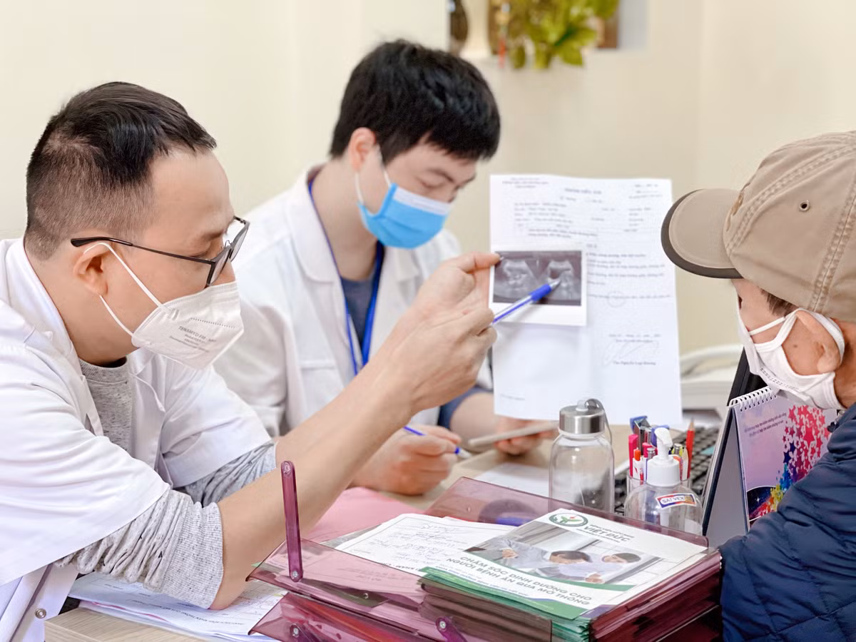 Bon loai ung thu o nam gioi co kha nang duoc chua khoi