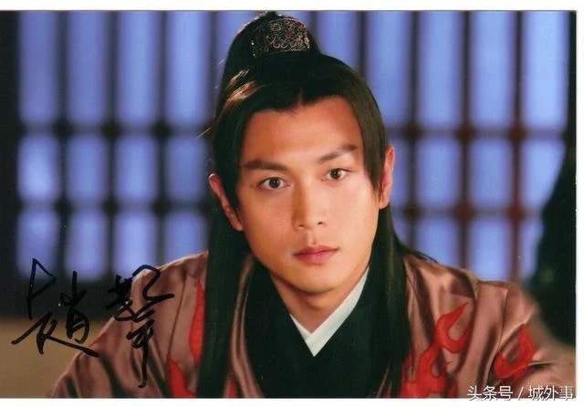 Nam dien vien bi vo lua 40 ty, 6 dua con khong phai con ruot