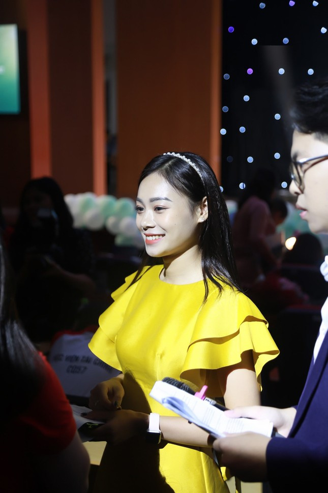 Nu Dang vien Hoc vien Tai chinh gianh giai nhat thi anh dep tren TTV-Hinh-23