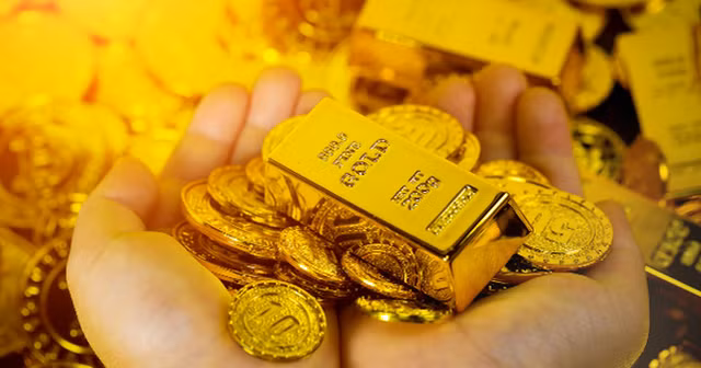 Tháng 10 âm lịch. Những người sinh vào tháng 10 âm lịch sẽ gặp nhiều may mắn trong cuộc đời. Phước báo của họ rất sâu sắc, cả đời phú quý, khả năng tích lũy tiền bạc của họ cũng rất mạnh. 