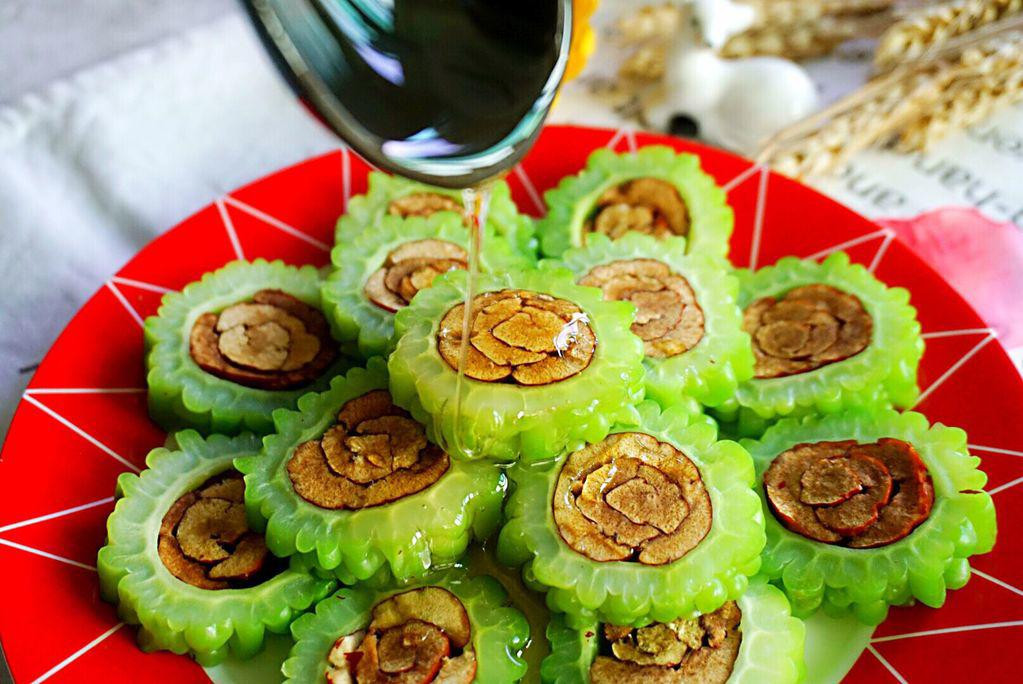 Mướp đắng làm theo kiểu độc lạ này ăn vừa ngon vừa bổ ảnh 1