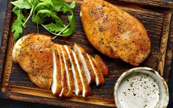 Rua thit ga song truc tiep duoi voi nuoc, dung hay sai?-Hinh-3