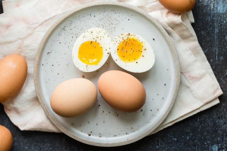 Long do trung co mau cam tot hon hay mau vang?-Hinh-3