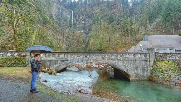 Truong Minh Cuong len tieng khi bi cho la khoe me hau ly hon-Hinh-3