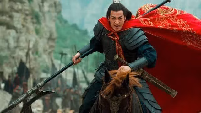 Hua Chu dau La Bo 20 hiep, vi sao Tao Thao “dan xep ty so”?