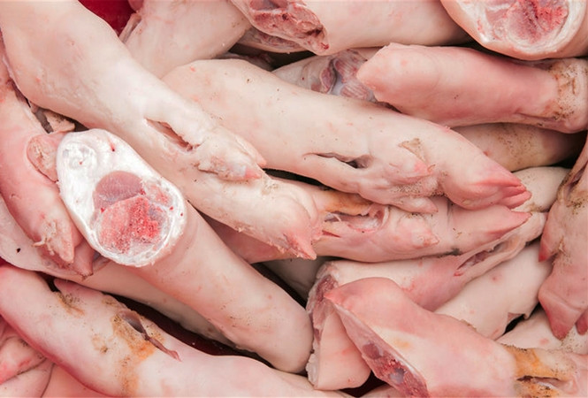 Mua chan gio heo nen chon chan truoc hay chan sau?-Hinh-2