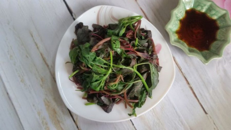 Nhung thuc pham cam ky an chung voi rau den-Hinh-2