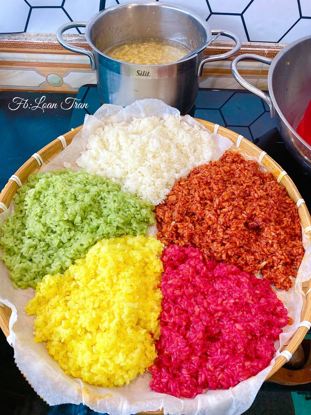 Cách nấu xôi ngũ sắc cúng Tết để năm mới thêm may mắn - Hình 2 Cach nau xoi ngu sac cung Tet de nam moi them may man-Hinh-2