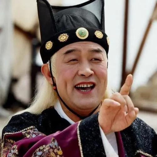 Vi sao hoang de Trung Hoa muon thai giam ben canh hon la cung nu?-Hinh-3