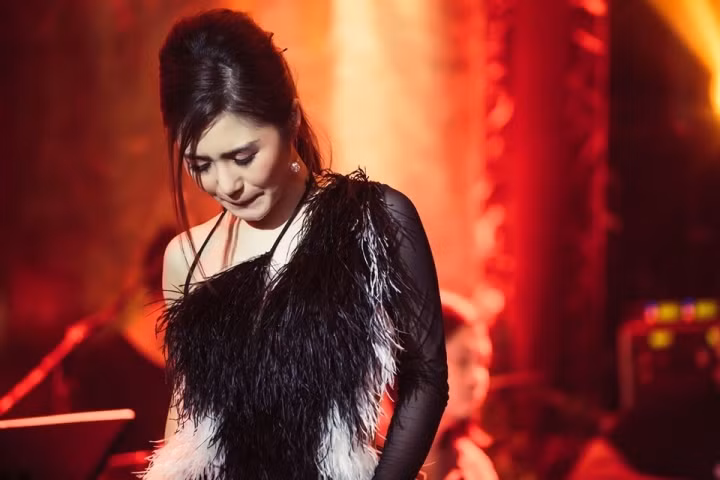 Truoc Ngoc Mai, nhieu quan quan am nhac kho vi scandal-Hinh-2