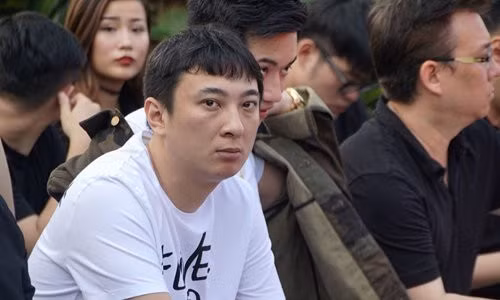 "Cậu ấm giàu nhất Trung Quốc" bị bắt vì đánh người gãy mũi ảnh 1