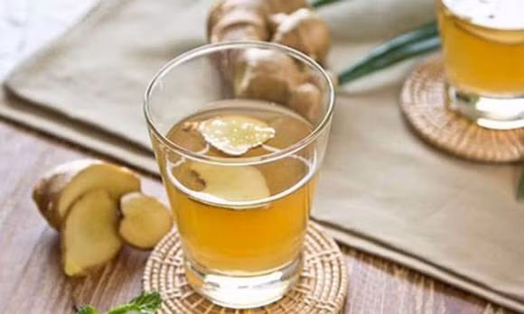 3 loai nuoc tuyet doi khong dung de lau ban tho trong thang 7 am-Hinh-3