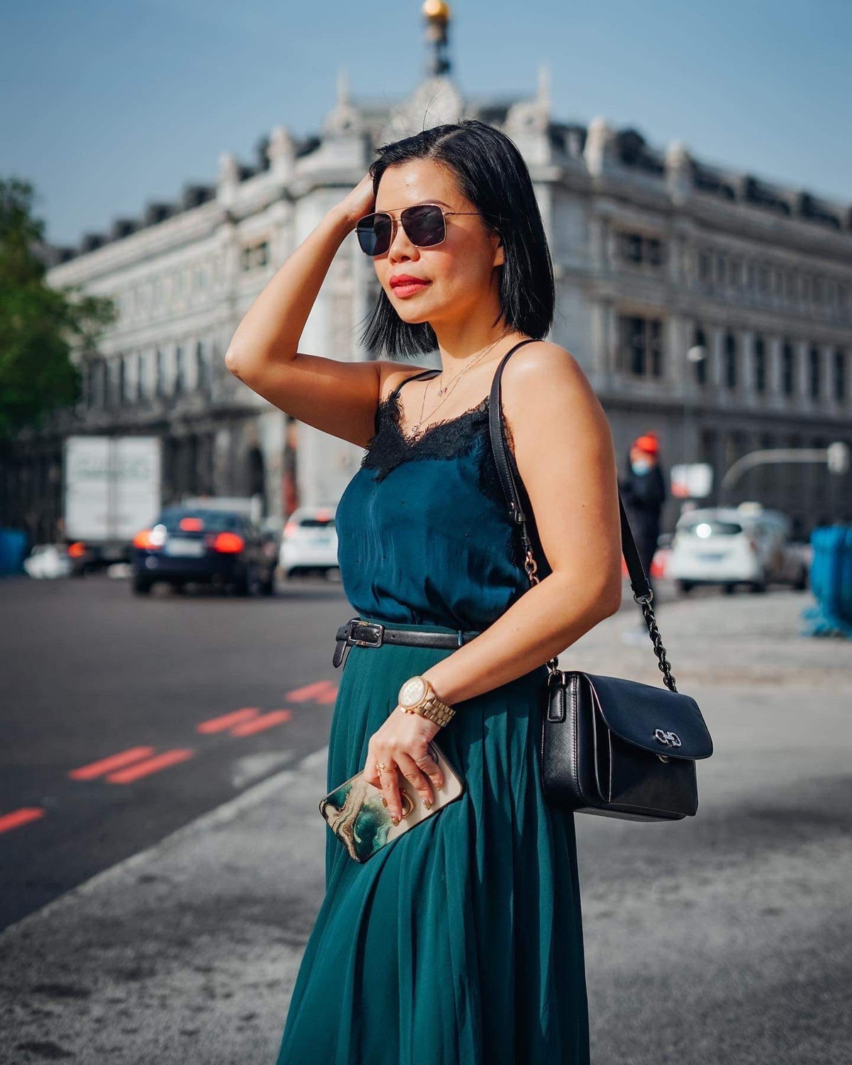 Blogger Việt ở Singapore diện đồ xuống phố cực chất Blogger Viet o Singapore dien do xuong pho cuc chat