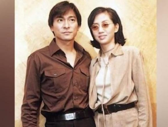 Trong một lần chia sẻ với truyền thông, ngôi sao quá cố từng đánh giá Lưu Đức Hoa là người chồng lý tưởng: "Anh ấy phù hợp với tiêu chuẩn người chồng của tôi. Tôi cho anh ấy 100% điểm". Dù Mai Diễm Phương công khai thừa nhận cô thích Lưu Đức Hoa, nhưng khi đó nam ca sĩ đang say mê Du Khả Hân. Sau khi chia tay Du Khả Hân, Lưu Đức Hoa cũng không chọn Mai Diễm Phương mà đến với bà xã hiện tại là Chu Lệ Thiên. Cho đến khi trút hơi thở cuối cùng, Mai Diễm Phương vẫn mãi ôm một tình đơn phương với Lưu Đức Hoa.