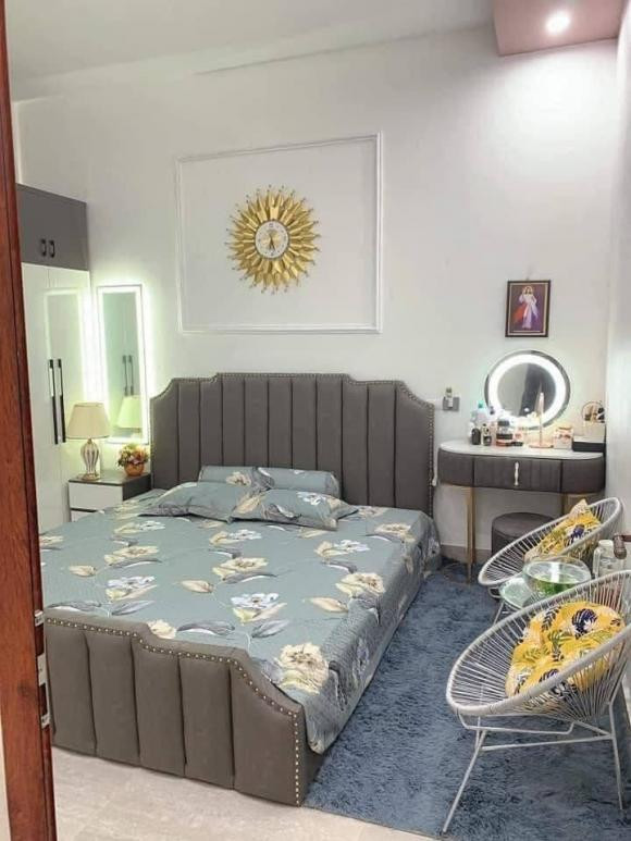 Thiet ke nha pho hai tang toi gian voi chi phi thap-Hinh-7