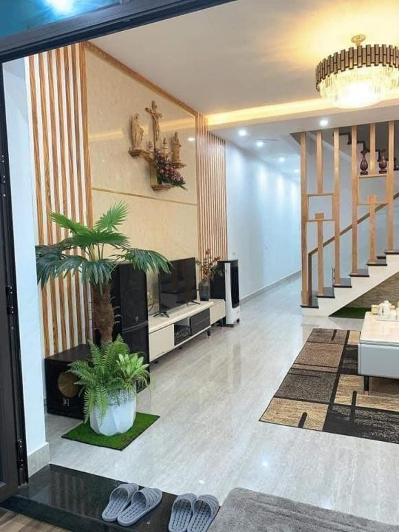 Thiet ke nha pho hai tang toi gian voi chi phi thap-Hinh-2