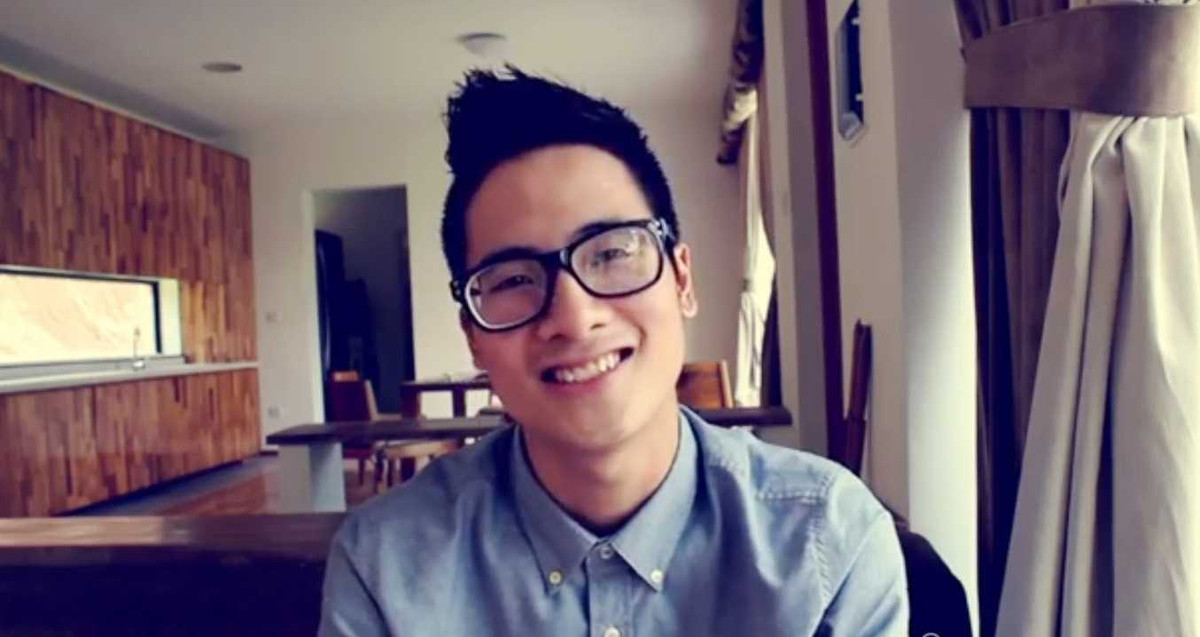 Vlogger doi dau chon o an, JVevermind vua quay lai thanh 