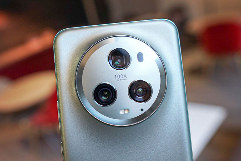 1. Honor Magic5 Pro (152 điểm).