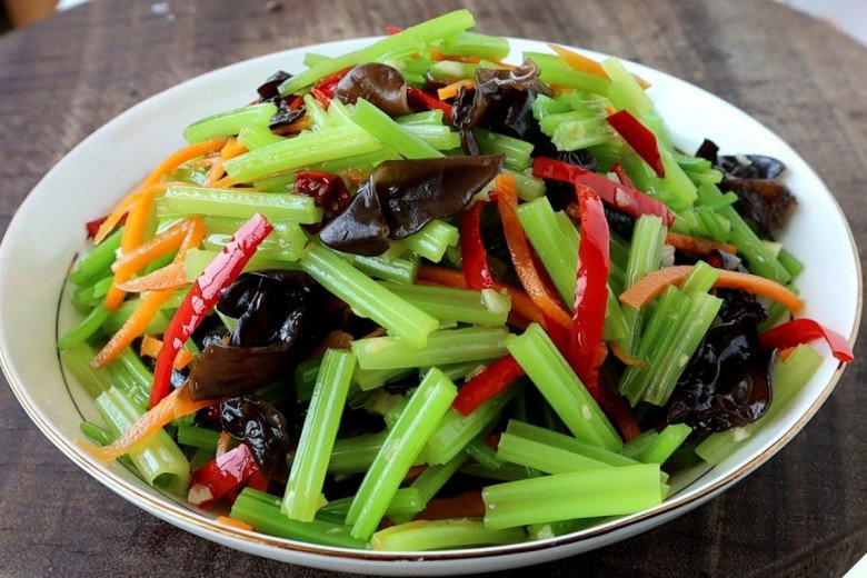 Bật mí 5 món bổ dưỡng, ăn vào "mát từ đầu đến chân" - Hình 2 Bat mi 5 mon bo duong, an vao