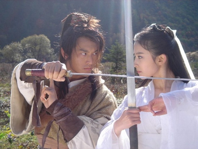 Binh khi co uy luc vo song trong kiem hiep Kim Dung?-Hinh-2