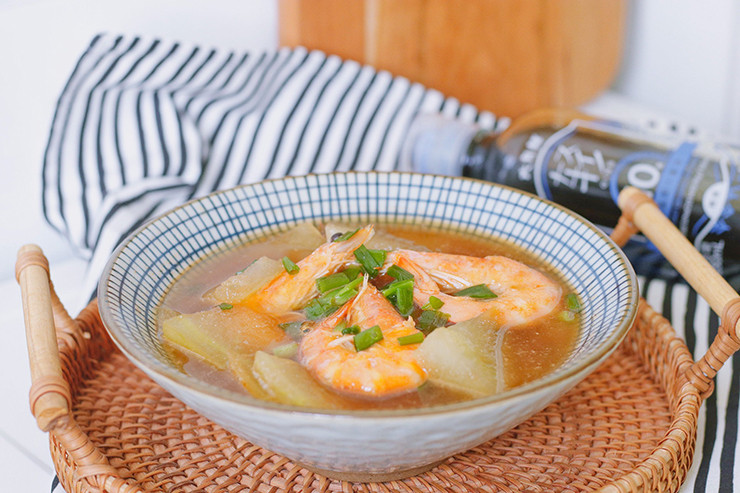 Nang nong nhu do lua, lam ngay mam com toan mon an giai nhiet