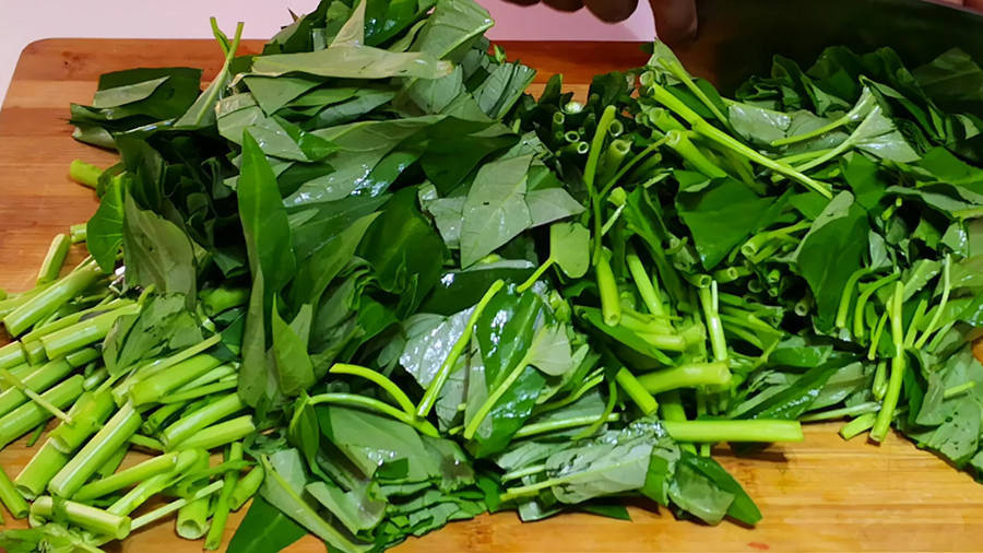 Bất ngờ loại rau giàu canxi hơn sữa, chợ nào cũng có - Hình 3 Bat ngo loai rau giau canxi hon sua, cho nao cung co-Hinh-3