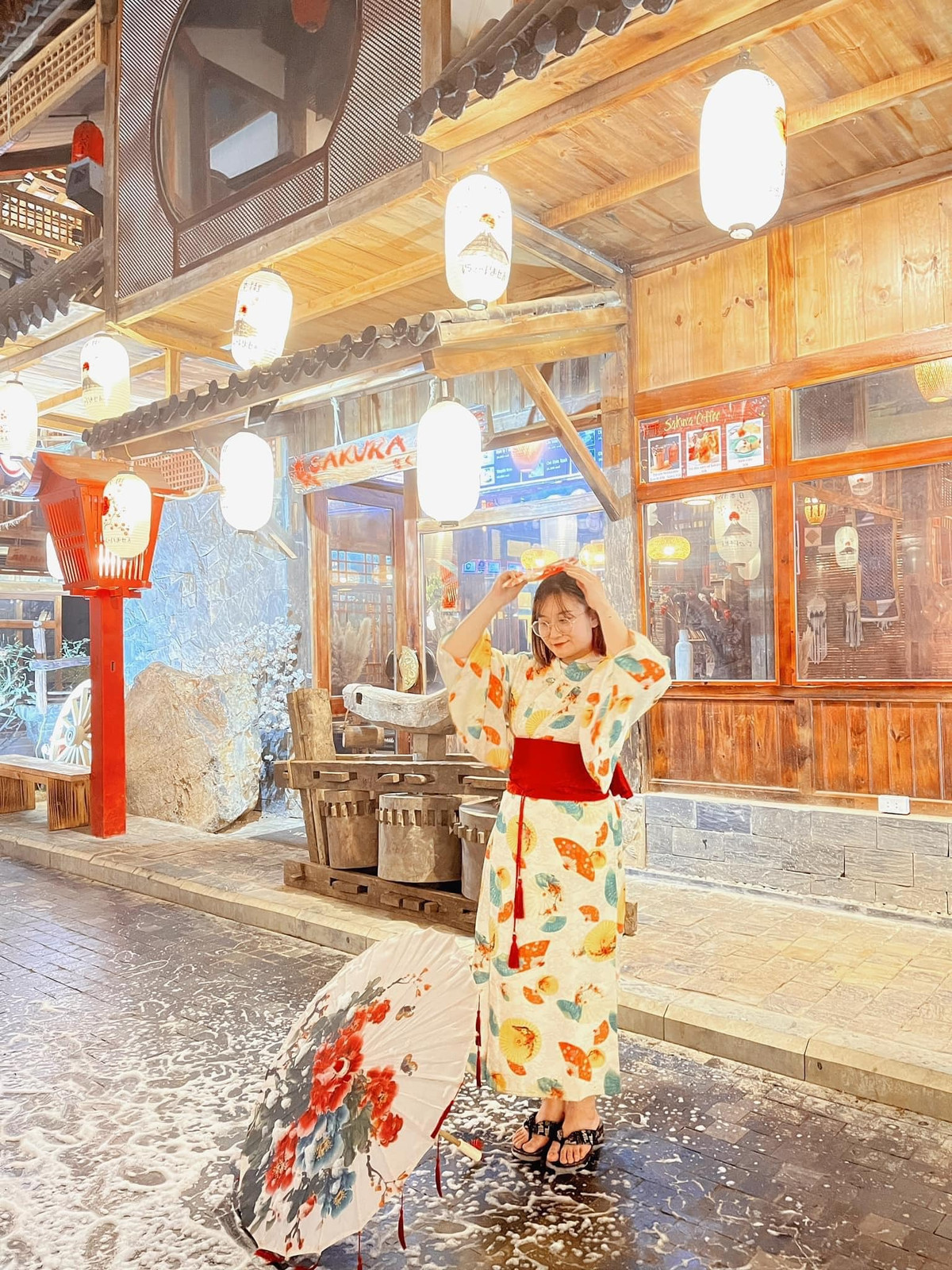 Thich thu kham pha pho di bo cho dem Moc Chau-Hinh-2