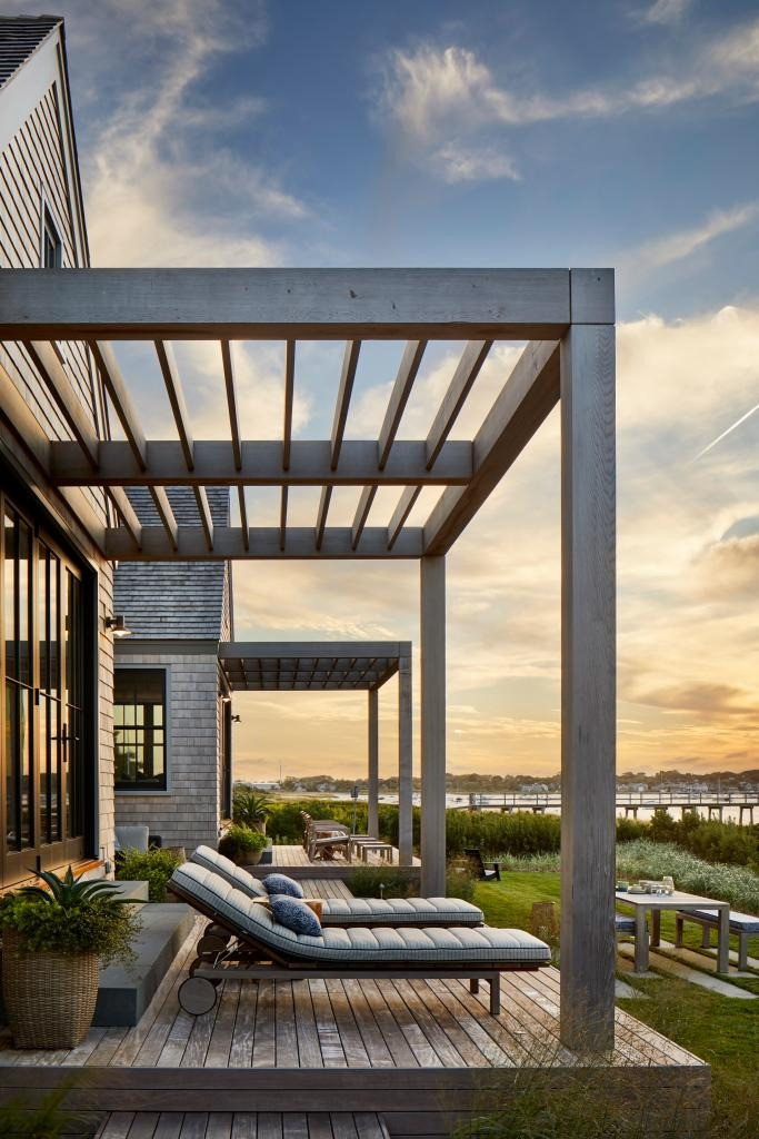 Ong trum truyen thong My chi hon 1.000 ty mua nha bo song-Hinh-8