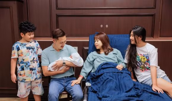 Vo Manh Truong phan ung khi duoc khuyen sinh them con?