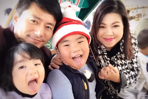 Trương Minh Cường và cuộc ly hôn kín tiếng - Hình 2 Truong Minh Cuong va cuoc ly hon kin tieng-Hinh-2