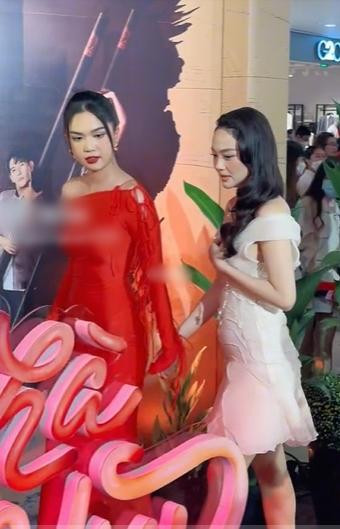 một vài góc quay, Minh Hằng để lộ vòng 2 khá to khiến cô vướng nghi án mang thai con đầu lòng cho ông xã đại gia.