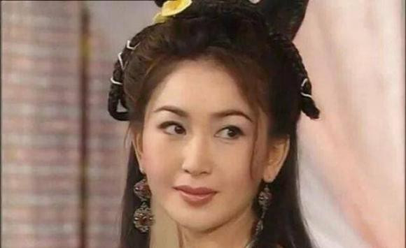 Quan Chi Lam gio chi duoc coi la ngoi sao cua cac ba di-Hinh-14