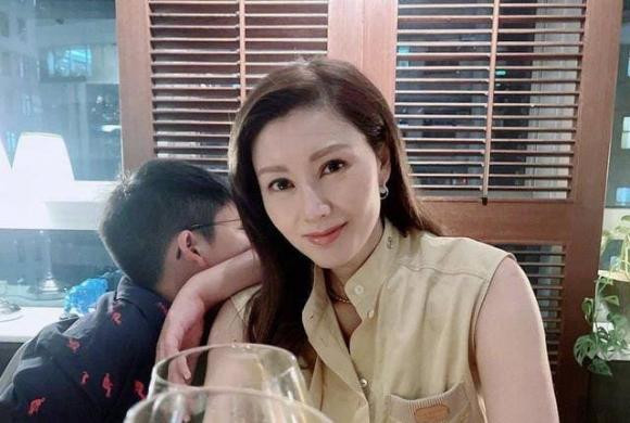 Quan Chi Lam gio chi duoc coi la ngoi sao cua cac ba di-Hinh-36