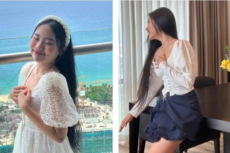 ô nàng cũng thử sức với những chiếc áo cổ hơi sâu hơn trước. Dù vậy, "cô bé dân ca" luôn ghi điểm tinh tế khi luôn pose dáng khéo dùng tay che chắn mỗi khi lên hình để không bị hớ hênh.