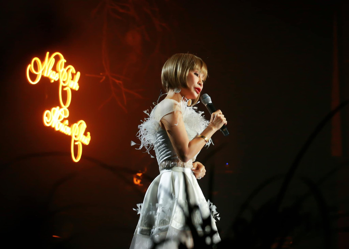 Mỗi ngày Khánh Hà thường dành 2 tiếng tập thể dục. Cô lựa chọn gym, chạy bộ... để duy trì sắc vóc.