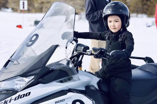 Con trai Dan Truong: Moi 6 tuoi da chuan 'richkid'-Hinh-6