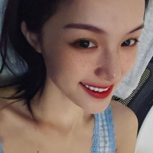 Ngoài làm mẫu ảnh, Hạ Vi cũng ấp ủ việc quay lại màn ảnh nếu nhận được vai diễn phù hợp.