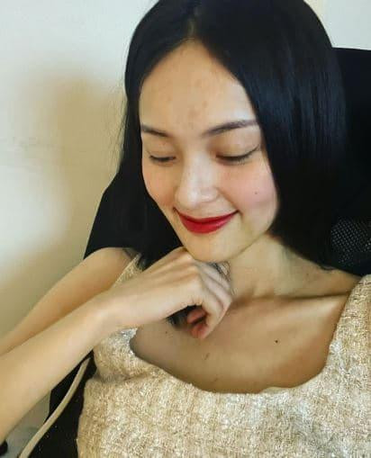 Những hình ảnh đời thường của Hạ Vi, cô cho biết cuộc sống hiện tại của mình vẫn ổn.