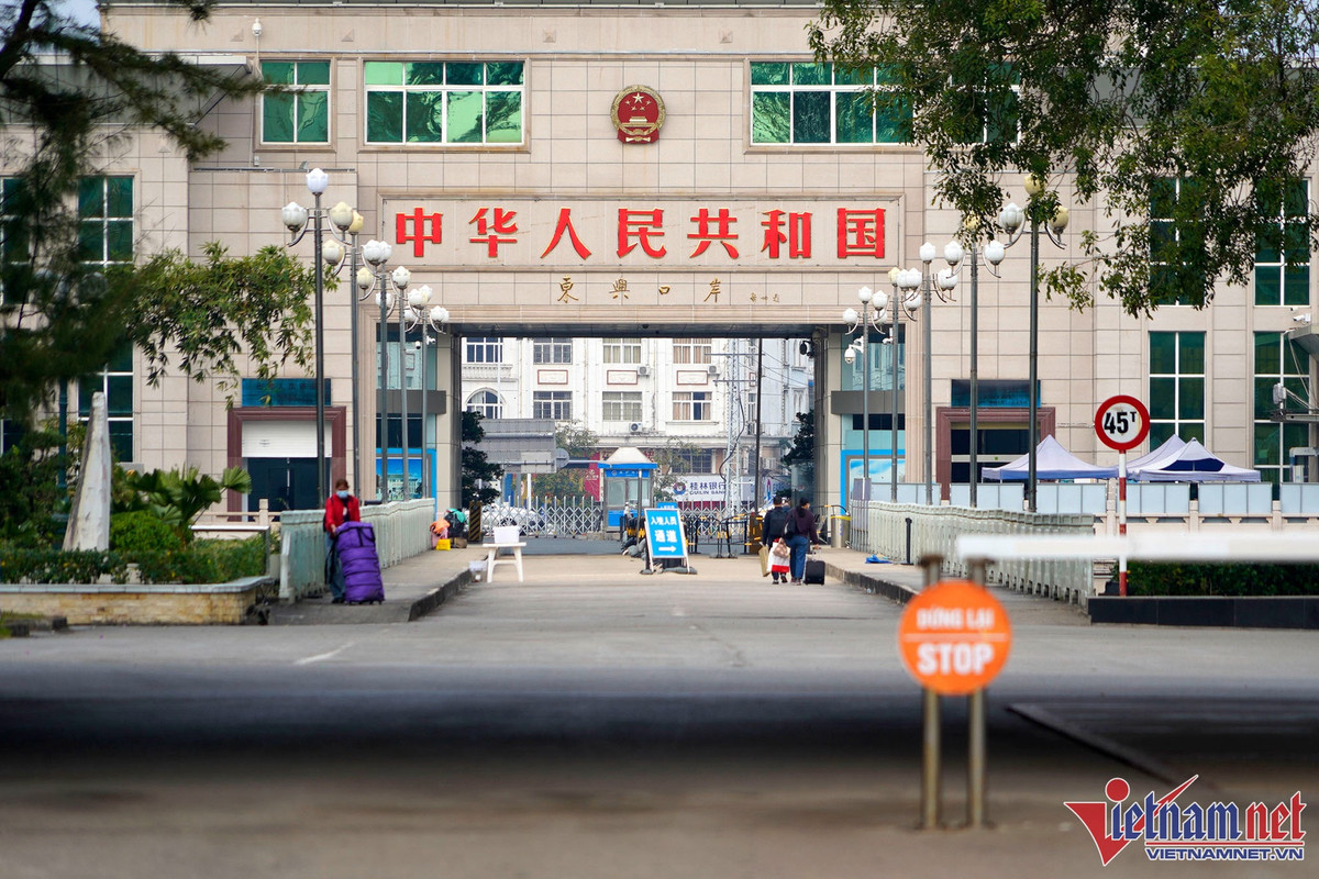 Nguoi Viet Nam muon sang Trung Quoc can cap nhat chinh sach visa-Hinh-2