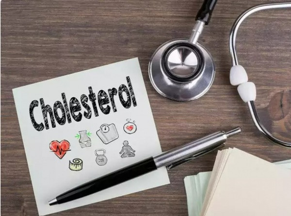 iảm cholesterol: Đậu chùm là một lựa chọn tốt để kiểm soát mức cholesterol. Nghiên cứu chứng minh rằng chất xơ có trong nó có thể giúp kiểm soát mức cholesterol trong máu. Ngoài ra, thực phẩm này còn có đặc tính hạ đường huyết, ngăn ngừa cholesterol tăng lên bằng cách giảm lượng lipid trong máu.