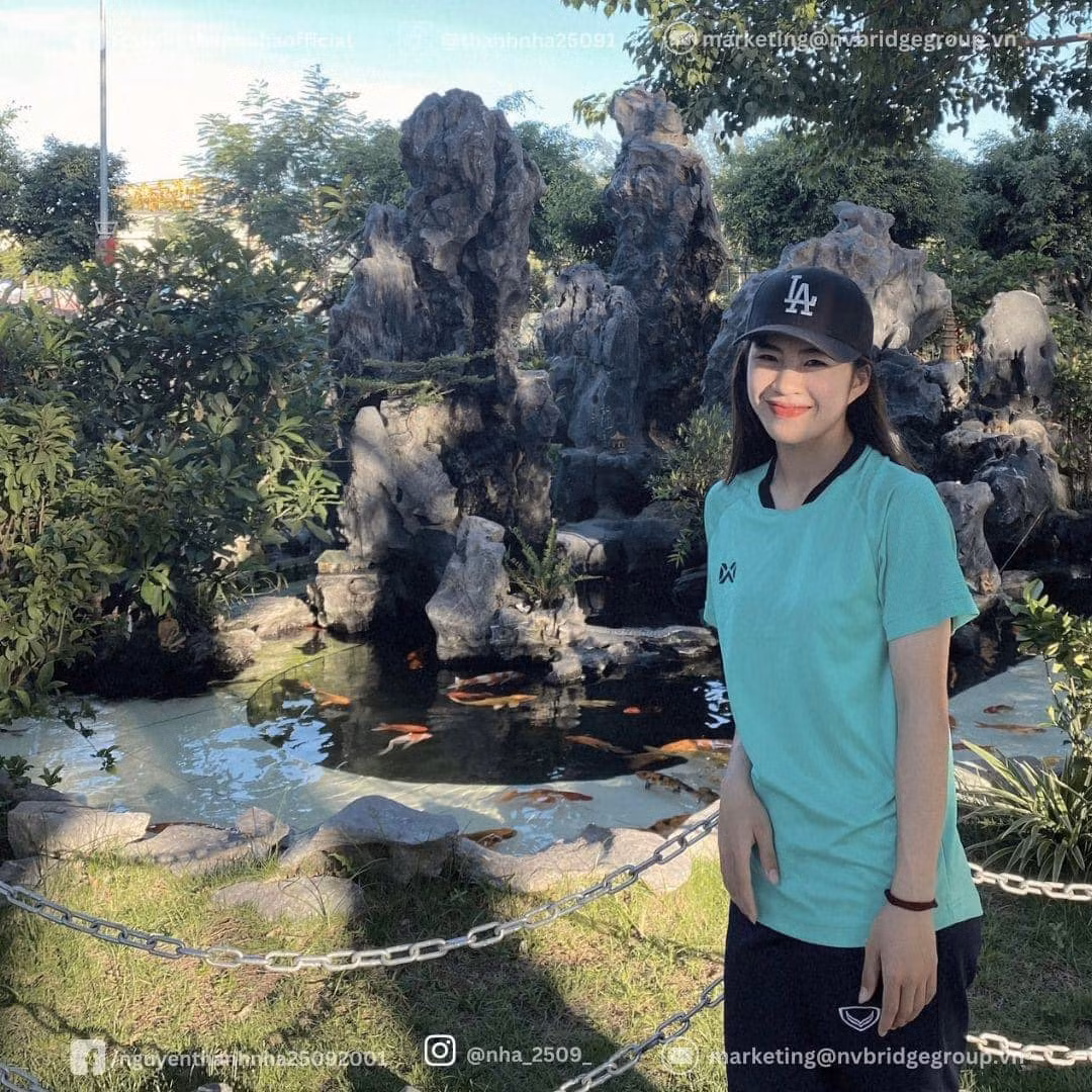 Thanh Nhã sinh năm 2001, hiện đang thuộc biên chế của CLB nữ Hà Nội.