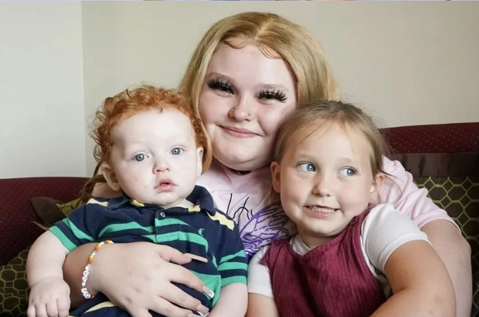 Dien mao thay doi va song gio cuoc doi cua hoa hau nhi-Hinh-4