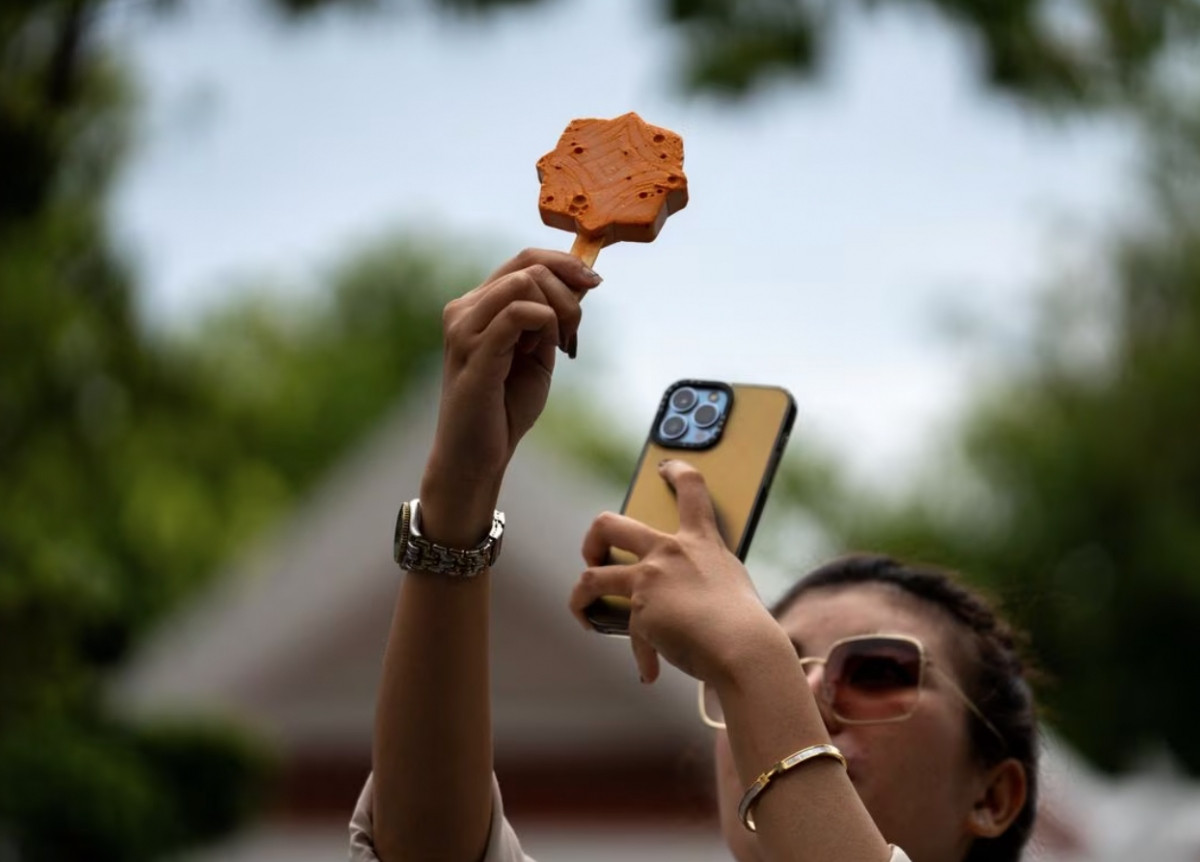Mon kem lay cam hung tu ngoi chua Thai khien du khach tram tro-Hinh-3