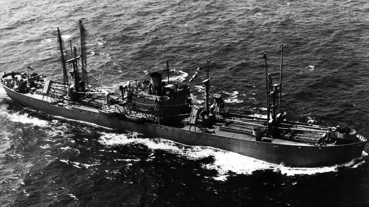 Cận cảnh con tàu đắm nguy hiểm nhất nước Anh - Hình 2 Can canh con tau dam nguy hiem nhat nuoc Anh-Hinh-2