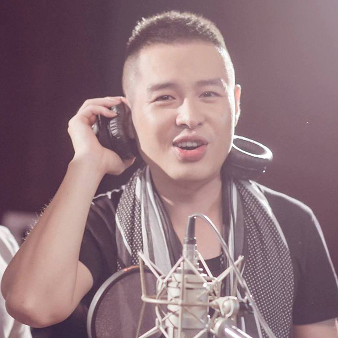 "Hoàng tử V-pop" một thời tiết lộ lý do vẫn độc thân ở tuổi 40 - Hình 2 "Hoàng tử V-pop" một thời tiết lộ lý do vẫn độc thân ở tuổi 40 ảnh 2