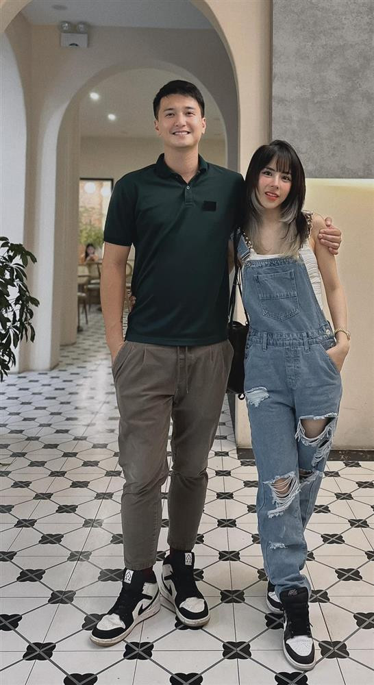 Huynh Anh va ban gai hon 6 tuoi thong bao co tin vui-Hinh-4