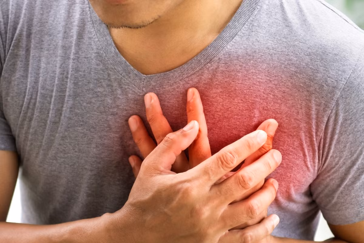 Mau luoi canh bao muc cholesterol cao trong co the-Hinh-2