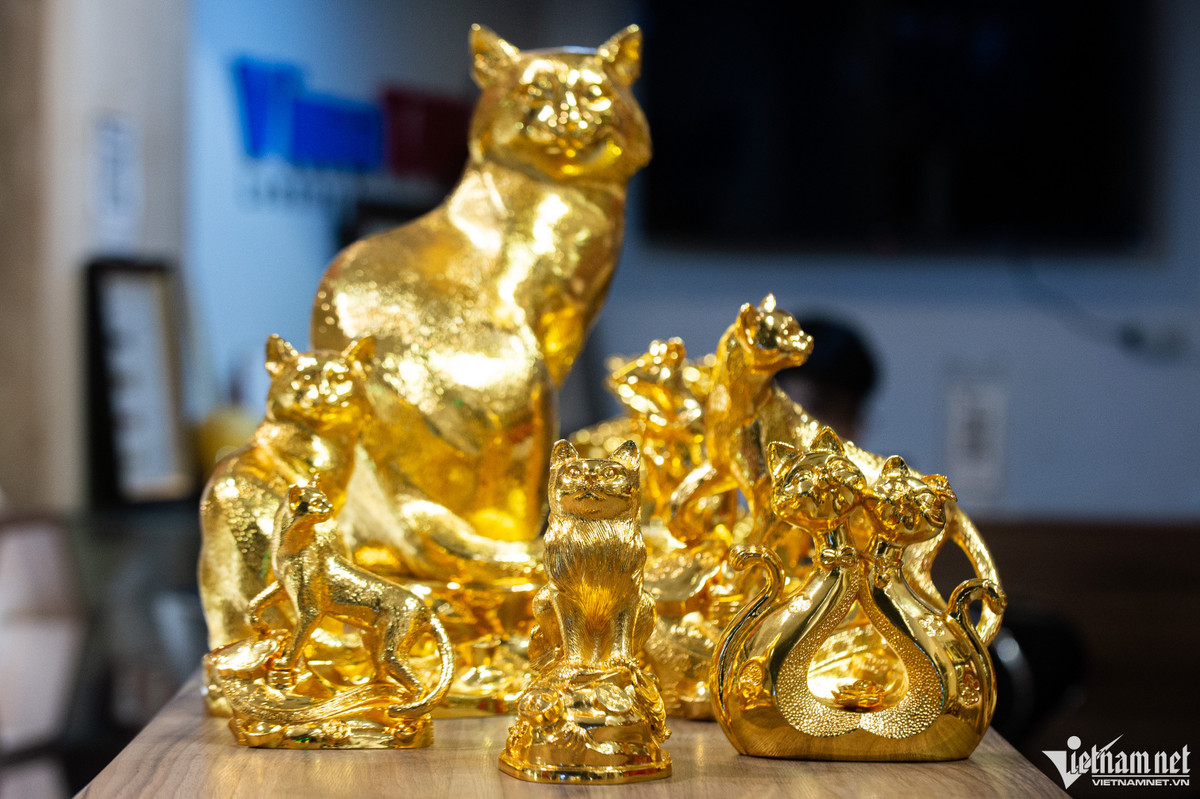 Tuong meo dat vang 24K gia chuc trieu dong don Tet Nguyen dan-Hinh-7